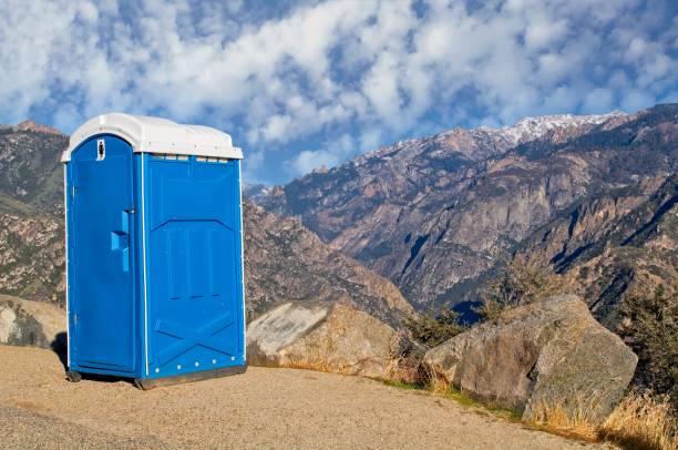 Porta potty delivery and setup in Niverville, NY